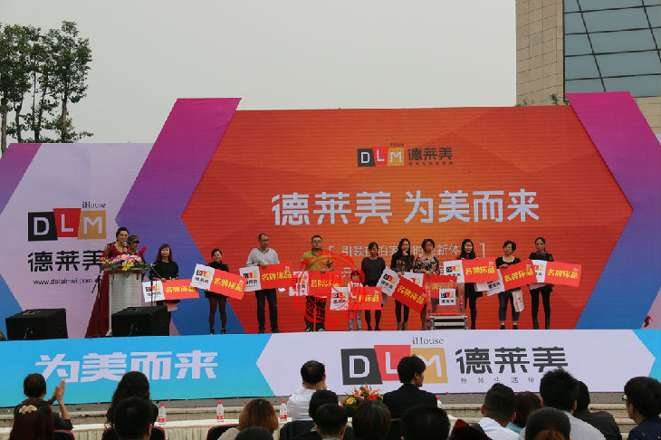8feaec0d-b978-467a-9363-cf6f37de10e1.jpg