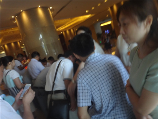 和自贡市华康自动供水机械制造公司自贡鸿鹤化工股份有限公司退休自动化工程师彭永方发明的自动供水装置，20 ...