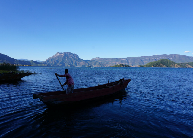 泸沽湖1.png