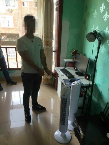 155205sc3393grs99rv77v.jpg.thumb.jpg