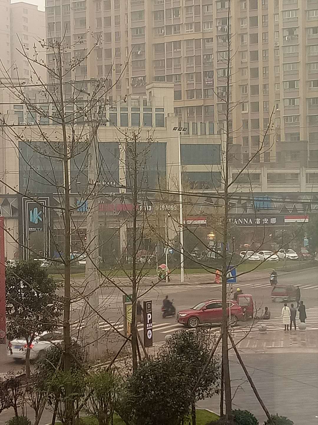 2017120712043134128871_1080_1440.jpg