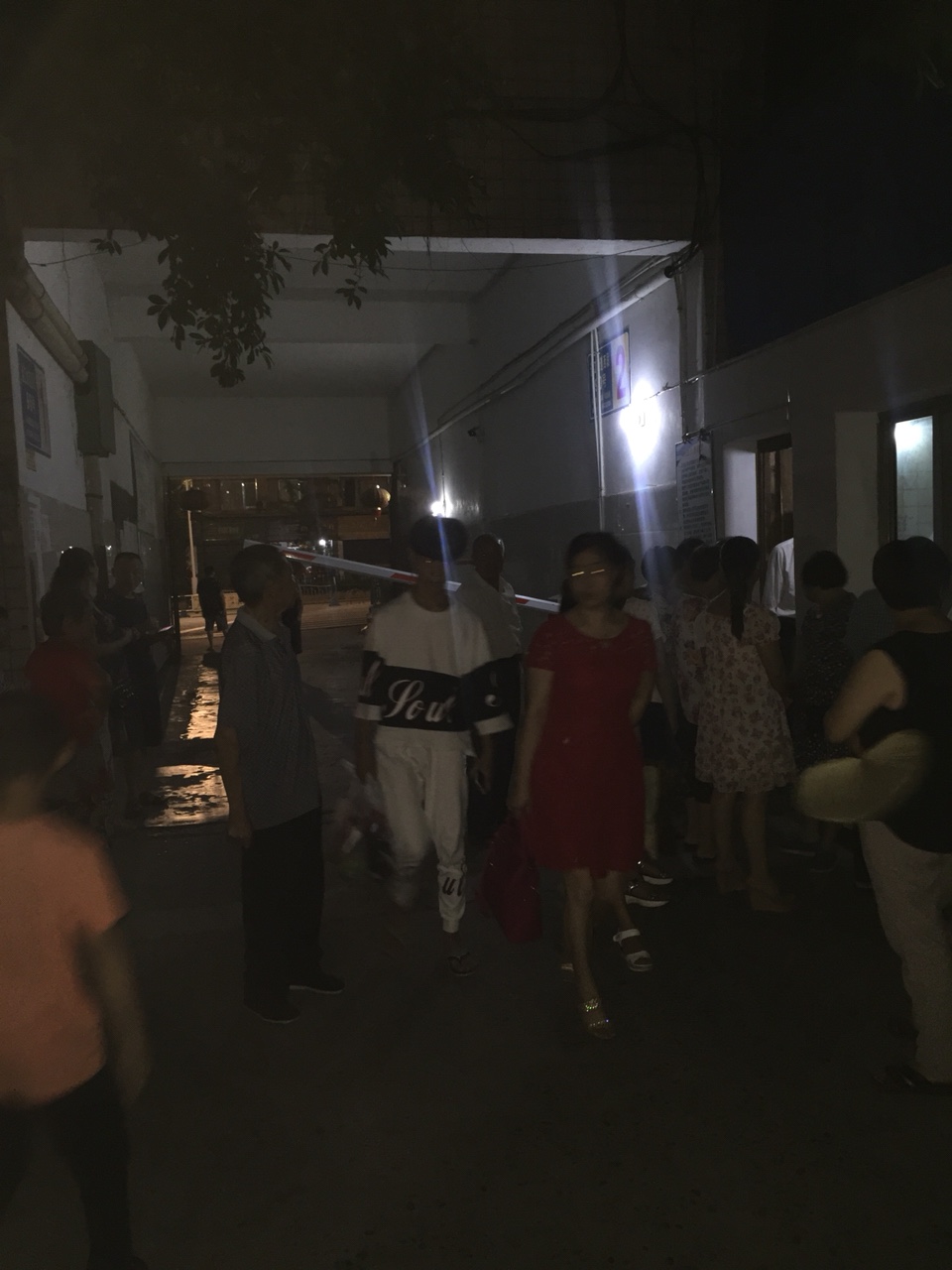 2018070821551342290951_960_1280.jpg
