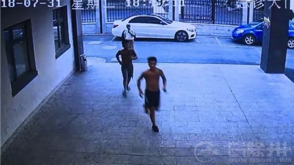 093353wbds9wo3g4gjqi49.jpg
