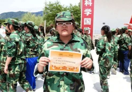 085233hipyrparbtetqz2t.jpg