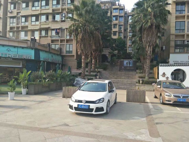 094112jr95z49fk5g4449l.jpg.thumb.jpg