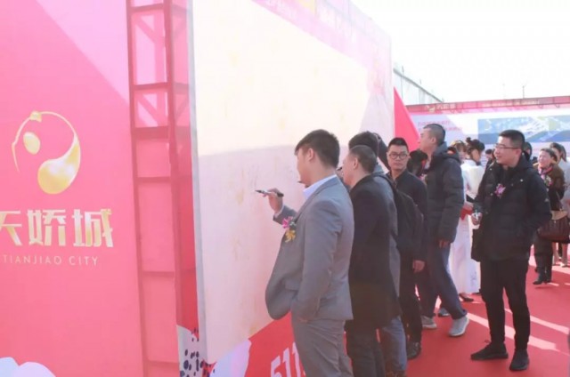 100639g6z00g6bxo5t5hi6.jpg.thumb.jpg