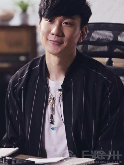 181049kyyyg11hchghigm2.jpg