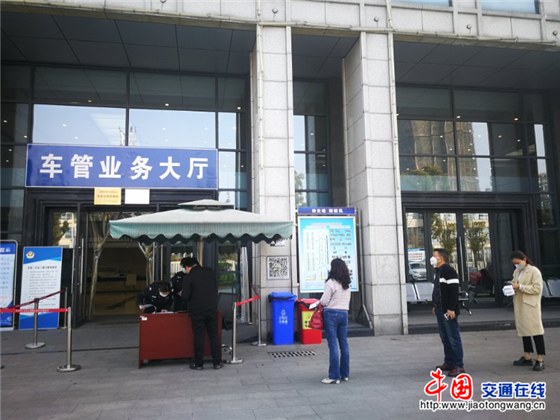 97-200316092415.jpg
