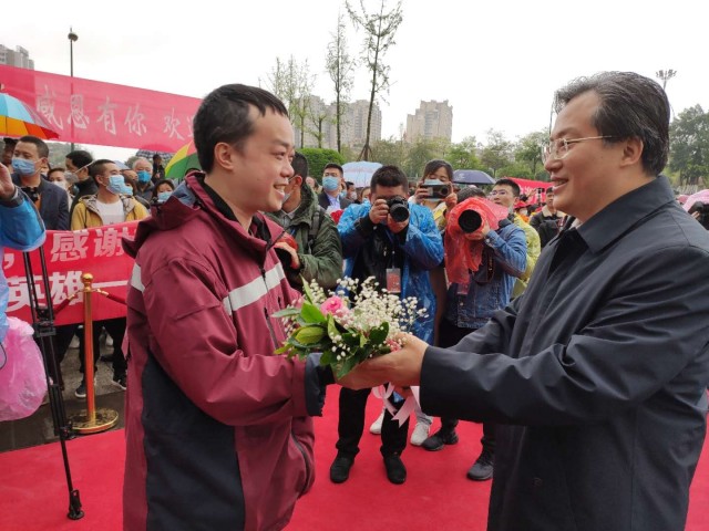 171515rqc0x128bt01qutd.jpg.thumb.jpg