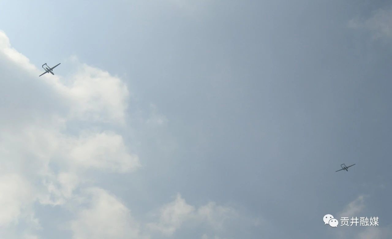 a948f05253aefdd27d91ab7677bf3bc4.jpg