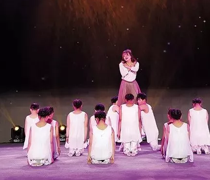 公益.关注自闭症儿童 ▏让“星星”闪耀舞台-2.png