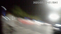 江苏宿迁一男子遇交警夜查跳河身亡，警方回应六大疑点-1.gif