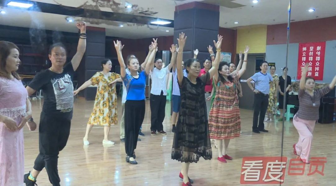 自贡市文化馆群众文化活动馆全面恢复开放 进馆需要注意这些事-3.jpg