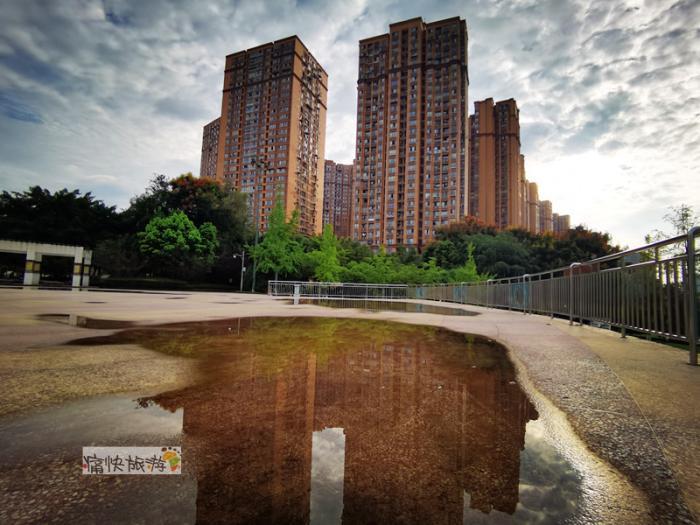 雨后自贡，倒影中的城市！-5.jpg