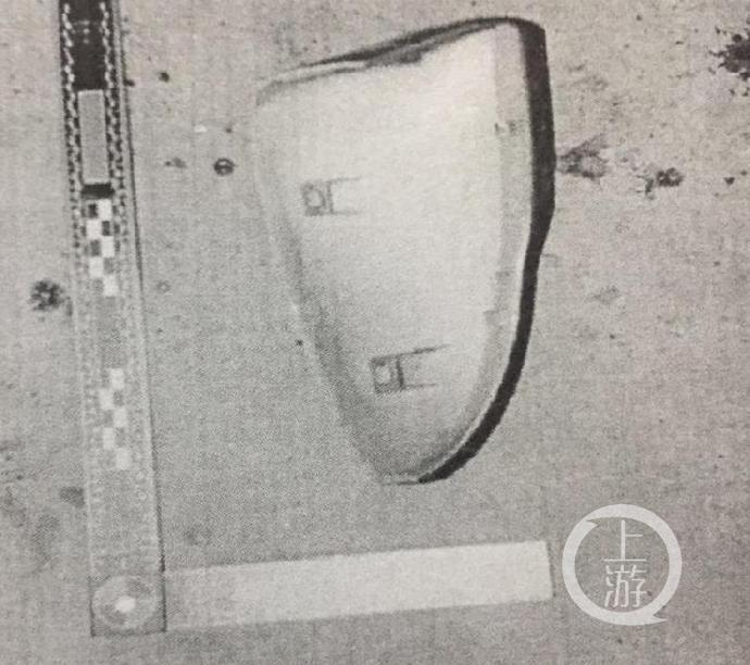 【热议】河南男子家中捉奸捅死妻子捅伤偷情所长被反伤身亡 律师:所长系正当防卫-2.jpg