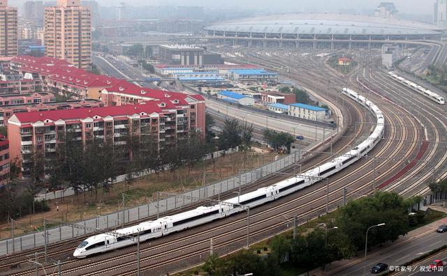 成都自贡修建高铁新线路，投资420亿，时速达350公里每小时-3.jpg