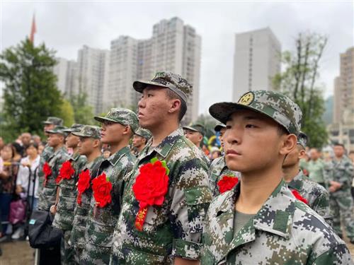 给力！富顺新兵出征！全城欢送！-9.jpg