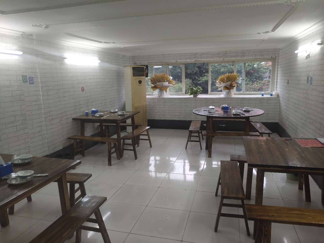 市住房公积金中心对面营业中餐馆转让-4.jpg