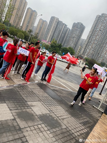 我不能说一种充满成就的紧张人生，就一定比充满享受的轻松人生更好。-2.jpg