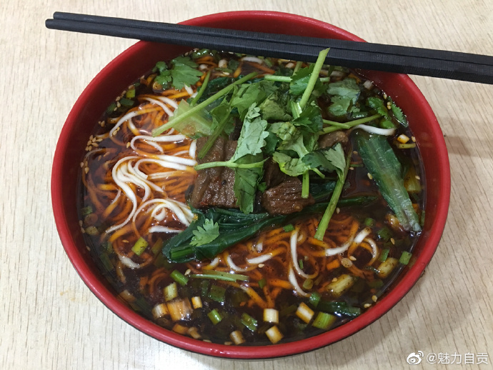 好久没吃牛肉面了，味道依然巴适-1.jpg