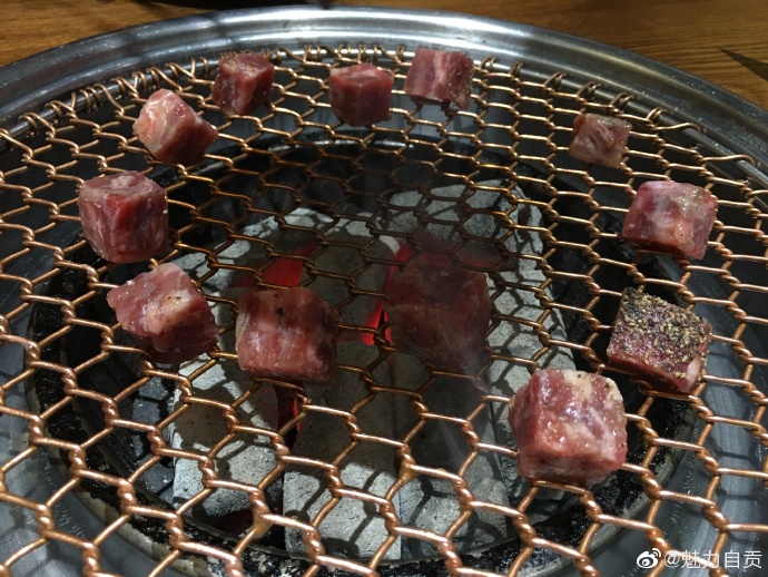 【#自贡#寿司+烤肉也可以很饱[馋嘴]】-1.jpg