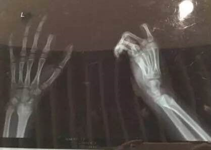 14岁男孩被母亲掌掴后跳楼身亡！过程毫不犹豫！看得好心疼啊！-5.png