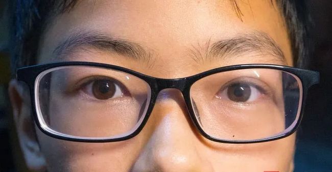自贡贡井15岁“渐冻症”少年求学记：满地荆棘一路爱-7.jpg