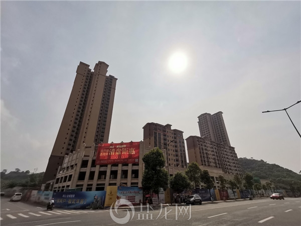 买商业综合体周边新房 提高居住幸福感-1.jpg