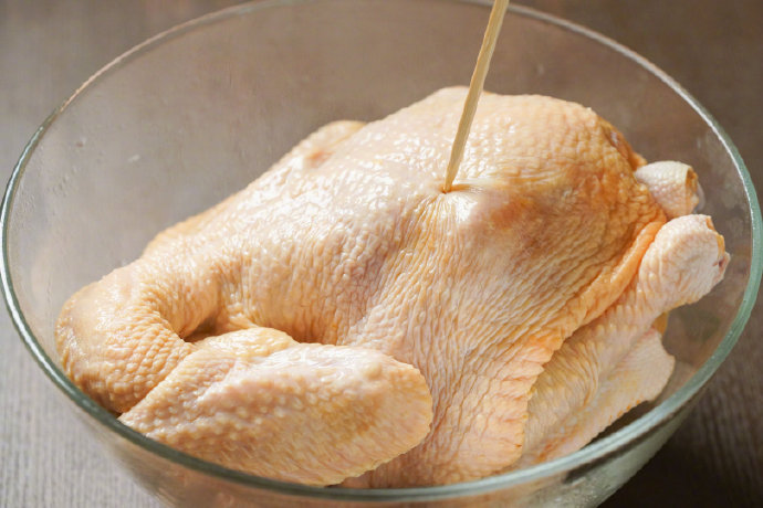 不加水的电饭煲焖鸡，酥烂入味又滑嫩！-1.jpg