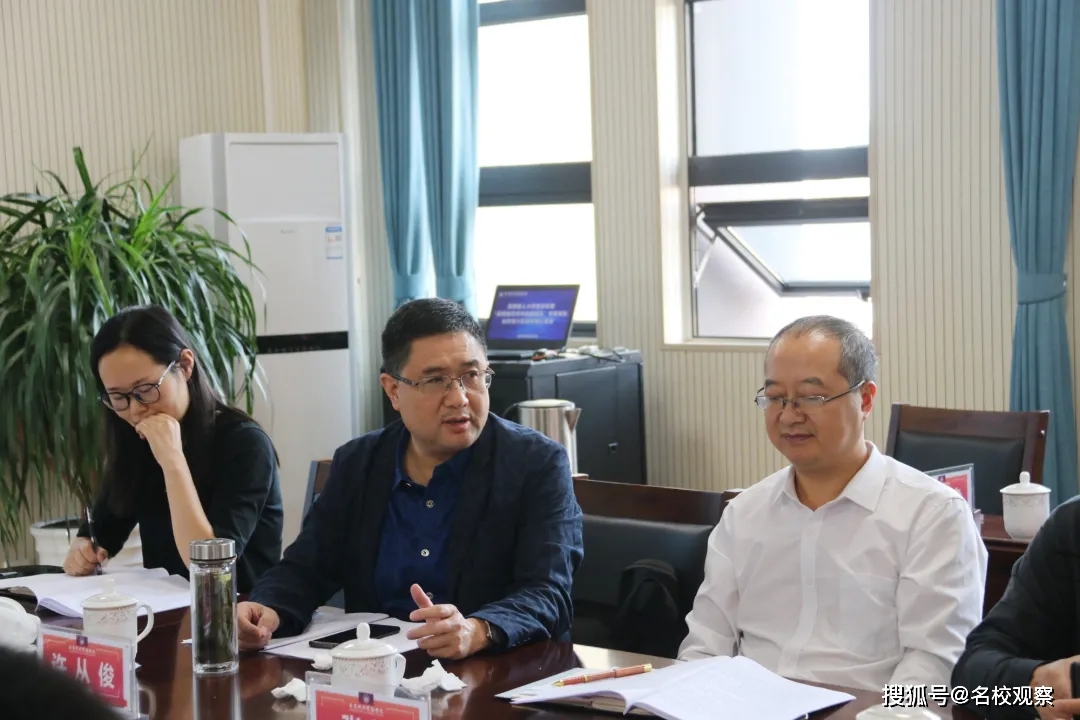 富顺县人大常委会莅临自贡衡川实验学校调研！-6.jpeg