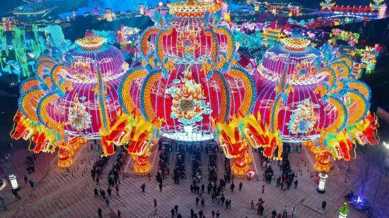 重铸盐都辉煌！四川日报今天整版讲述“有盐有味”的自贡故事-6.jpg