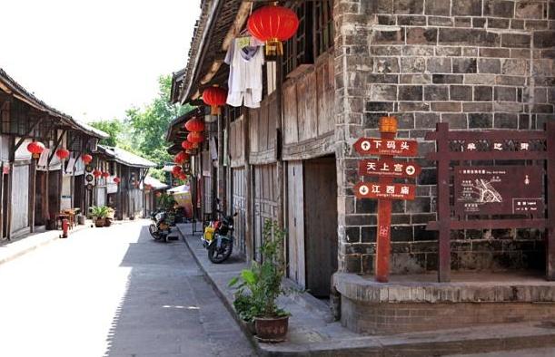 自贡市仙市镇，完好地保留了当时的建筑风格，值得一览-3.jpg