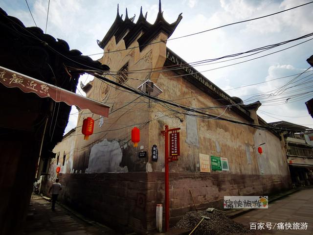 自贡古建之美——牛佛贺乐堂的风火墙-2.jpg