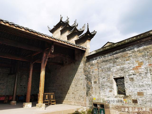 自贡古建之美——牛佛贺乐堂的风火墙-6.jpg