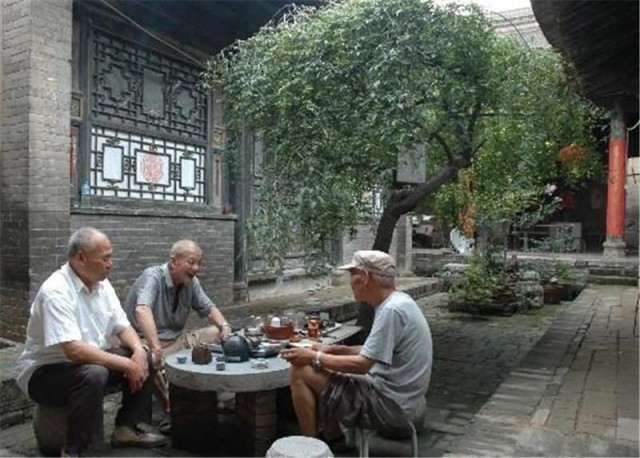 圳一个拆二代7栋房子，月入60万，却称自己很空虚寂寞！？-1.jpg
