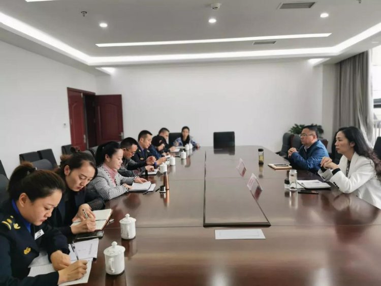 贡井区迎接四川省第十一届乡村文化旅游节暨第三届自贡国际恐龙灯光节筹备工作协调会-1.jpg