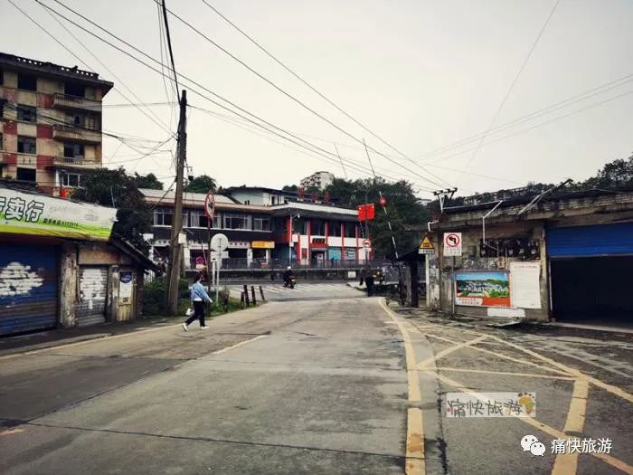 自贡旧城里，即将消失的马冲口老菜市场！-2.jpg