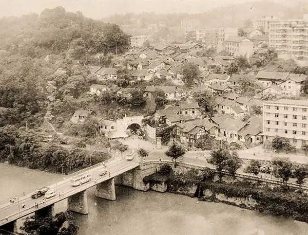 来来来，自贡人，接住这波盐都今昔对比图！-13.jpg