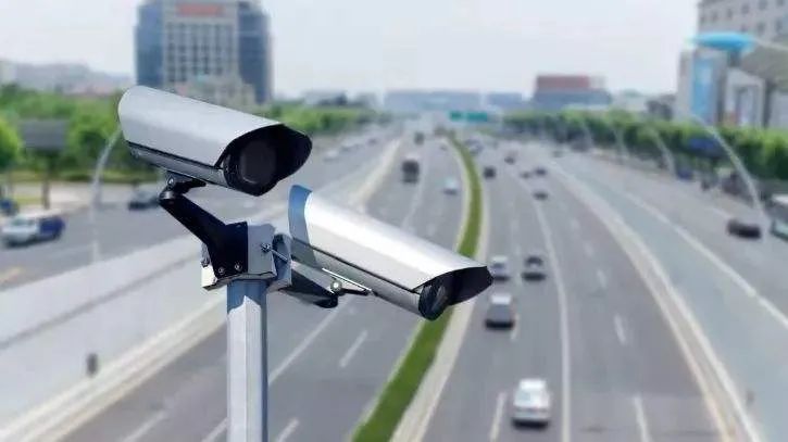 转发扩散！富顺将启用8处固定交通视频监控设备！地点分别在...-1.jpg