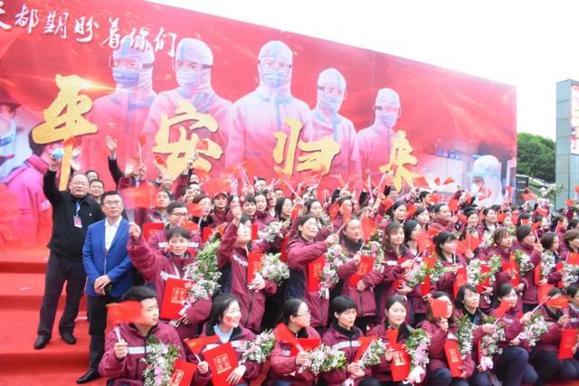 抗击疫情，四川这所医学高校毕业生成为自贡这支队伍的中坚力量-4.jpg