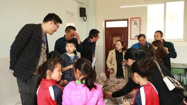 “音润少年 艺满青春”——板仓实验学成功创建市级艺术特色学校和优秀学生艺术团-2.jpg