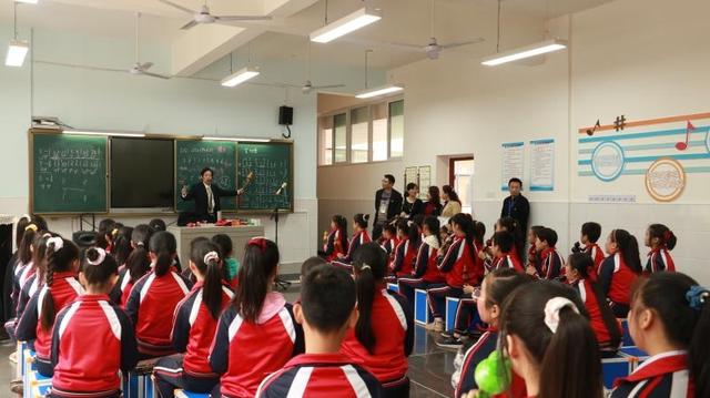“音润少年 艺满青春”——板仓实验学成功创建市级艺术特色学校和优秀学生艺术团-4.jpg