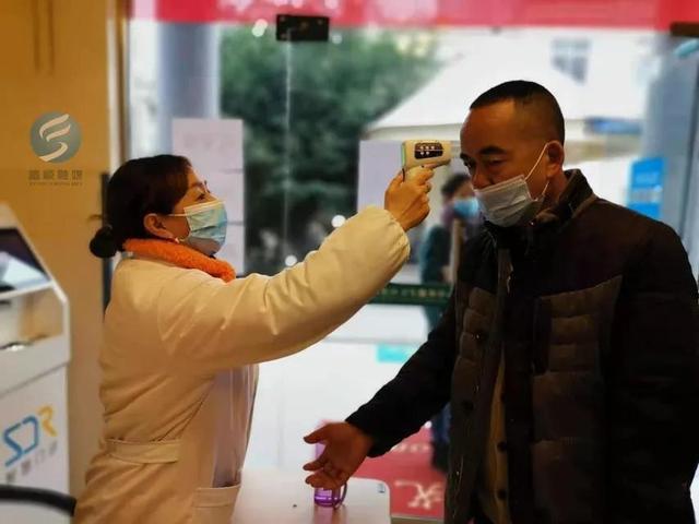 自贡市首批新冠病毒疫苗开始免费接种，你属于其中一员吗？-2.jpg