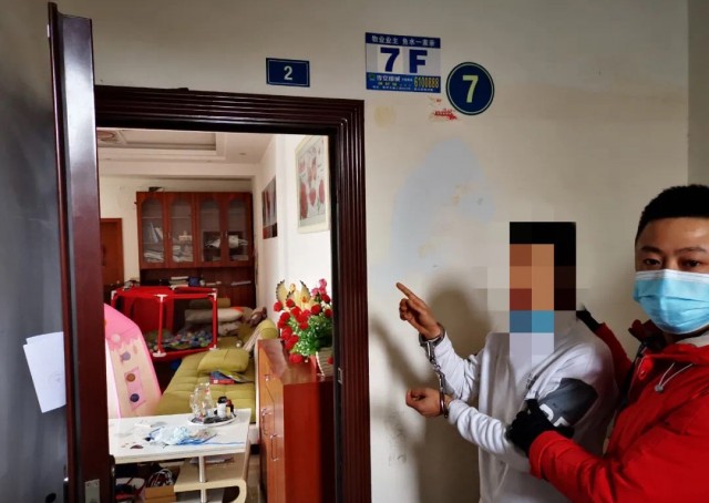 2名仁寿男子到自贡翻窗盗窃 双双落网-4.jpg