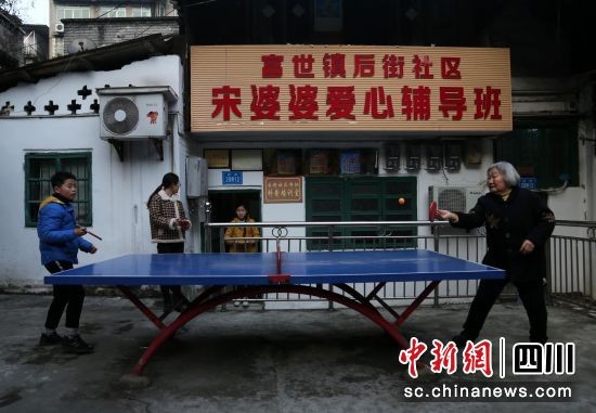 这位老人坚持14年的事，感动无数富顺人！-4.jpg