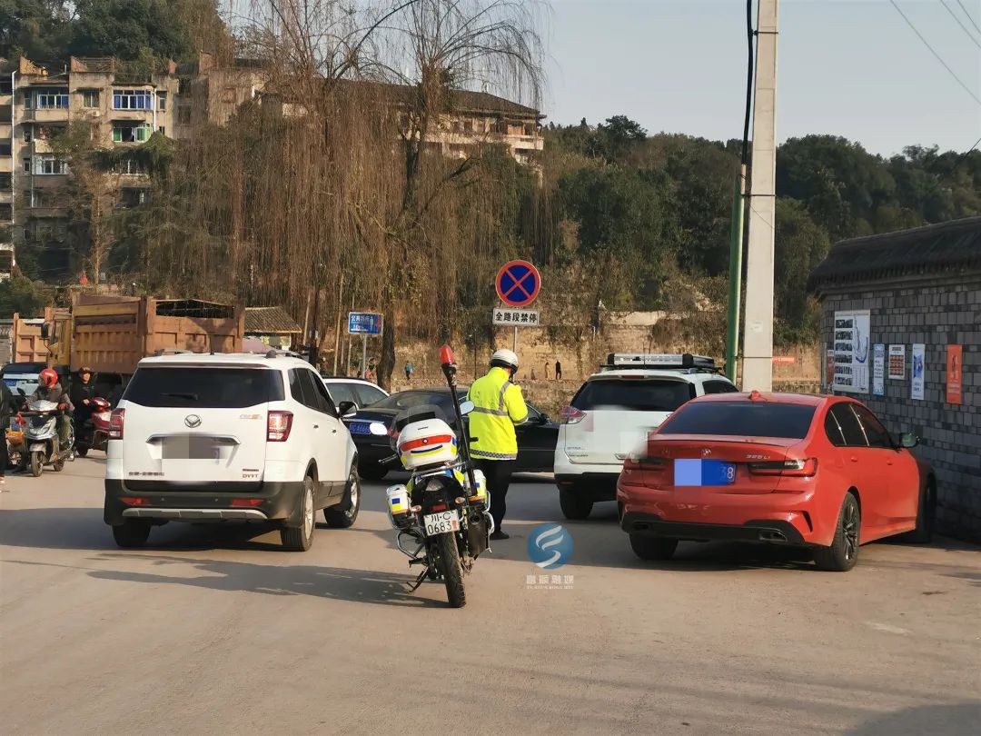 富顺拟实施小区车位对外开放！具体怎么做？快来说说你的建议！-3.jpg