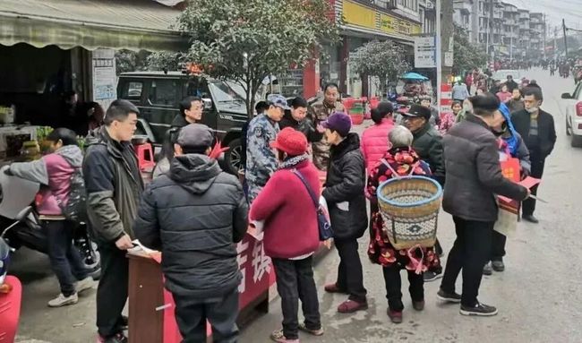 当兵一阵子 光荣一辈子丨自贡市首位硕士研究生报名参军-2.jpg