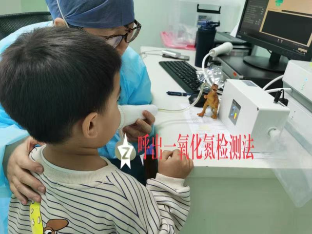 自贡市一医院儿科门诊挂牌“儿童哮喘标准化门诊区域示范中心”-3.jpg