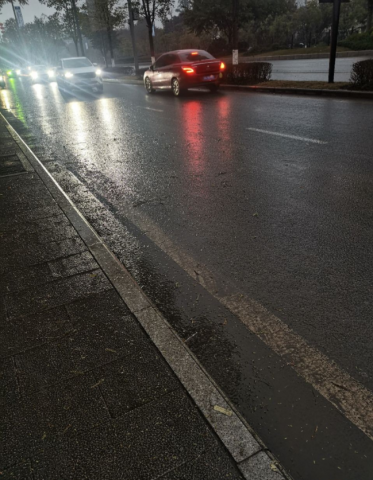 三八路最吓人逆行者！操的很哦！-3.jpg
