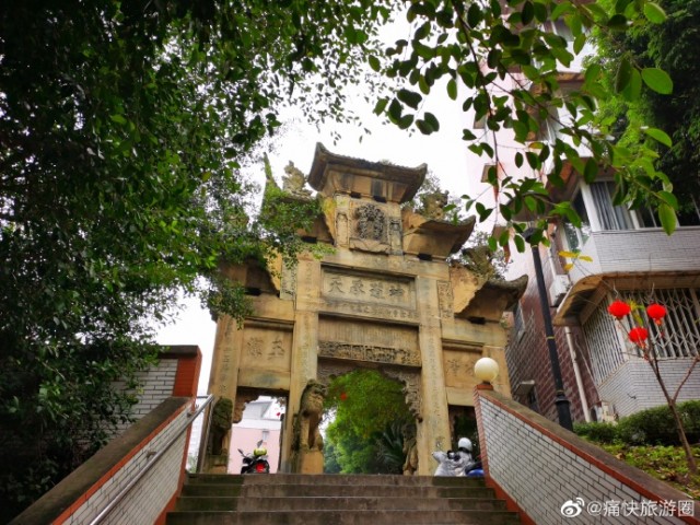 自贡汇东新区丹桂小区内的宋氏节孝坊-2.jpg